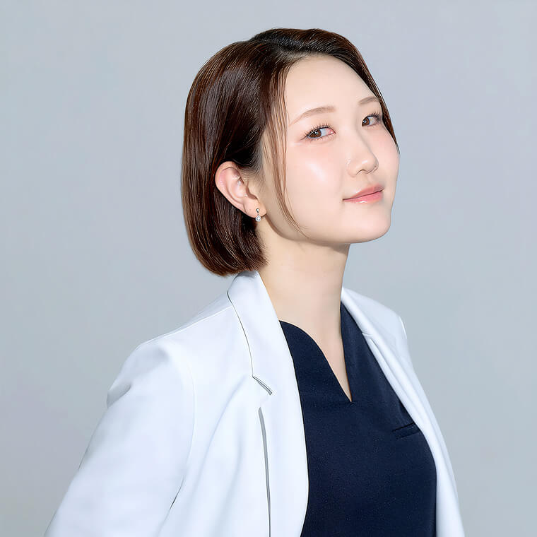 塩見 涼菜 院長